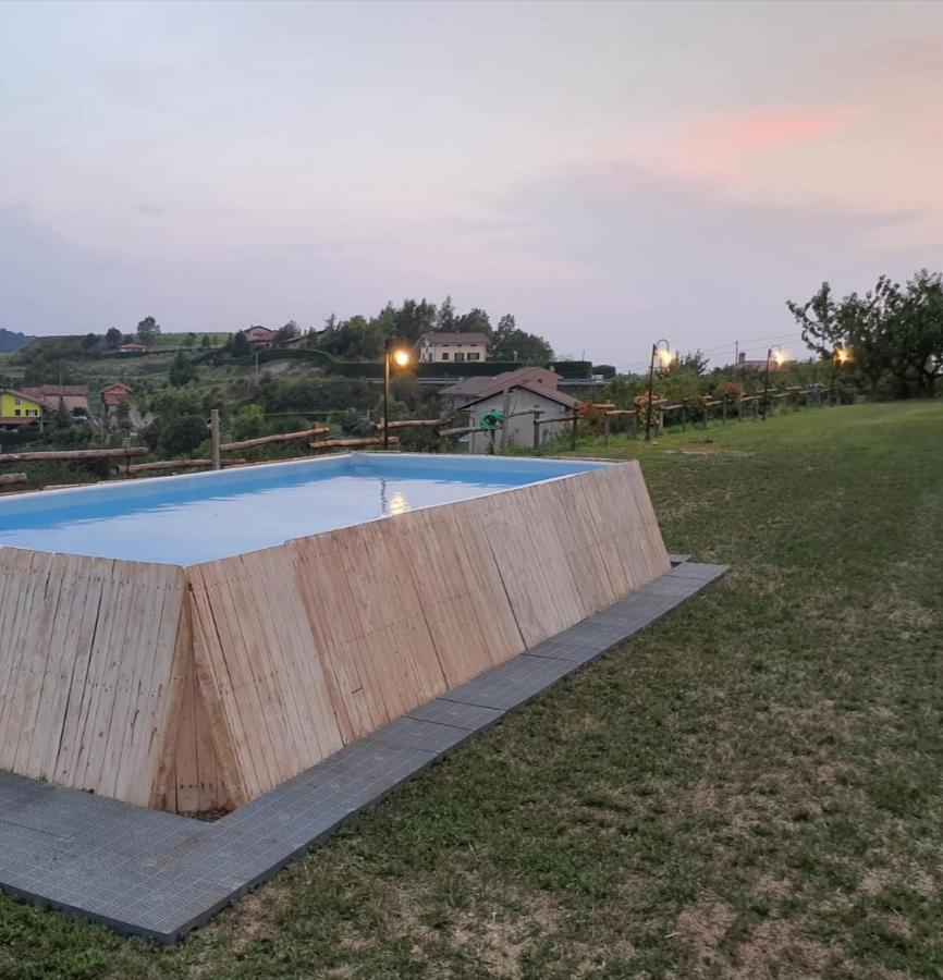 Cascina Brichat Alta Langa Serravalle delle Langhe ภายนอก รูปภาพ