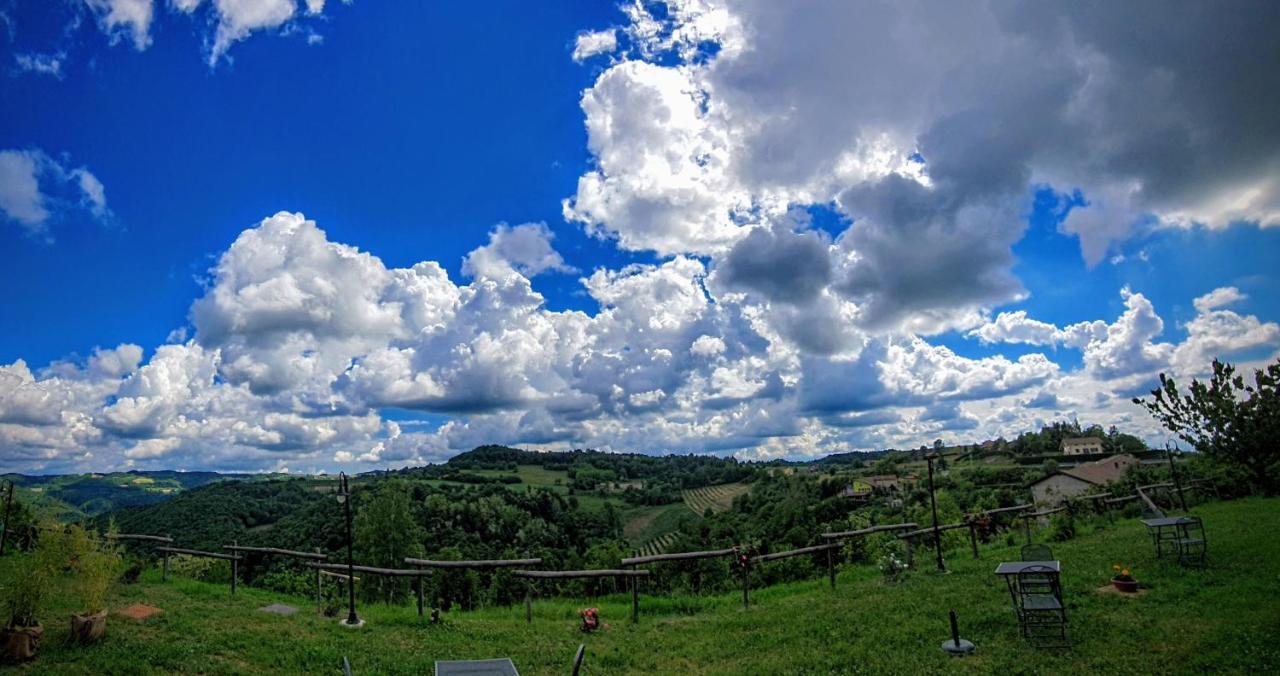 Cascina Brichat Alta Langa Serravalle delle Langhe ภายนอก รูปภาพ